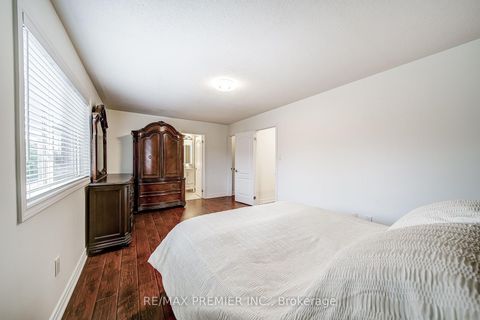 Photo 23 at 22 Canvasback Drive, Vellore Village, Vaughan