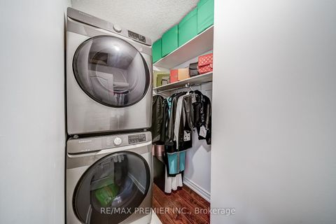 Photo 26 at 22 Canvasback Drive, Vellore Village, Vaughan