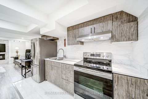 Photo 35 at 22 Canvasback Drive, Vellore Village, Vaughan