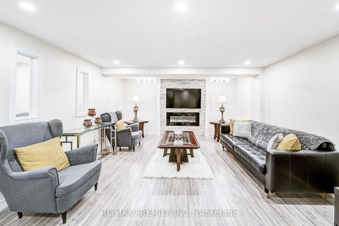 Photo 36 at 22 Canvasback Drive, Vellore Village, Vaughan