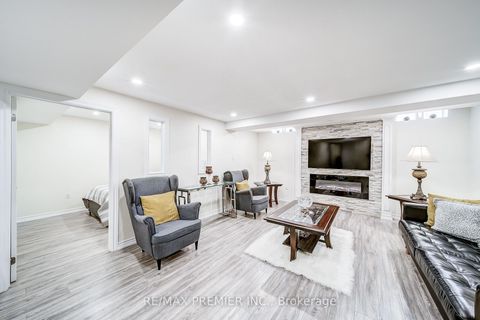 Photo 37 at 22 Canvasback Drive, Vellore Village, Vaughan