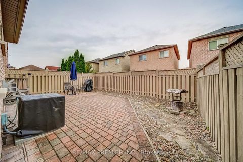 Photo 45 at 22 Canvasback Drive, Vellore Village, Vaughan