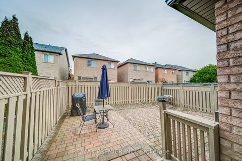Photo 46 at 22 Canvasback Drive, Vellore Village, Vaughan