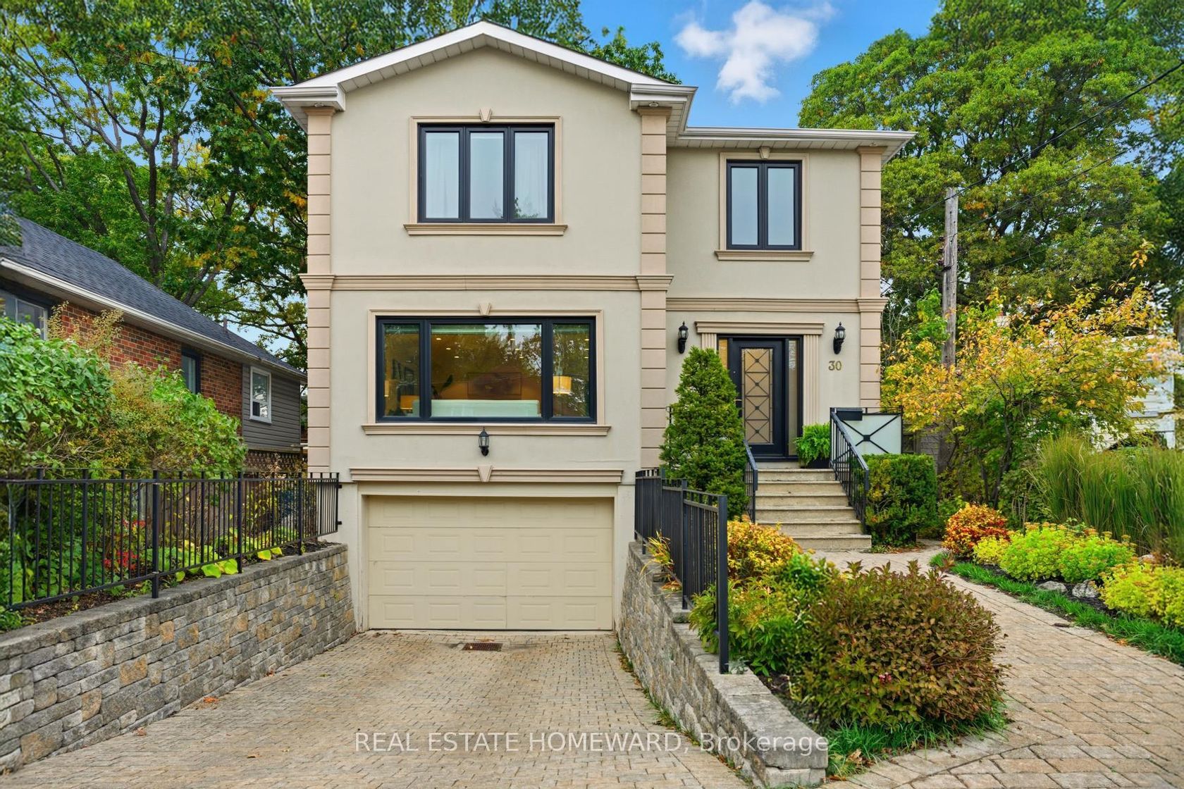 30 Lynn Road, Cliffside, Toronto by Loree Meneguzzi Real Estate 30 Lynn Road, Cliffside, Toronto