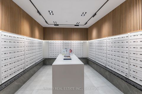 Photo 10 at 708 - 2220 Lake Shore Boulevard W, Mimico, Toronto