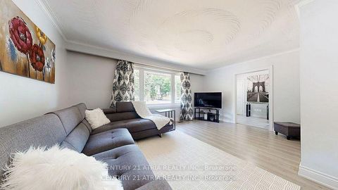 Photo 4 at 82 Clementine Square, Woburn, Toronto