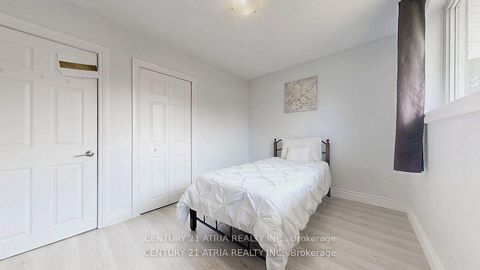 Photo 15 at 82 Clementine Square, Woburn, Toronto