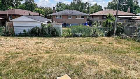 Photo 27 at 82 Clementine Square, Woburn, Toronto