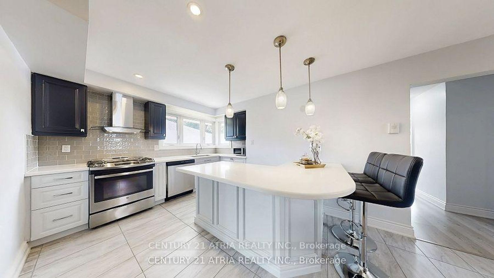 Photo 9 at 82 Clementine Square, Woburn, Toronto Photo 9 at 82 Clementine Square, Woburn, Toronto
