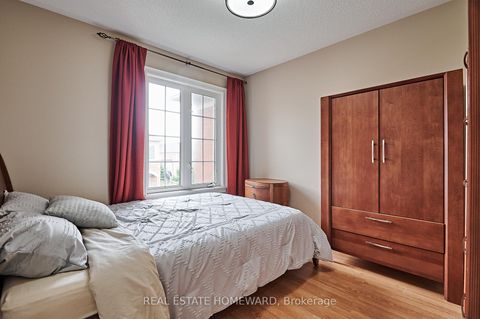 Photo 19 at 4 Isaac Devins Avenue, East Woodbridge, Vaughan