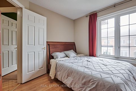 Photo 20 at 4 Isaac Devins Avenue, East Woodbridge, Vaughan