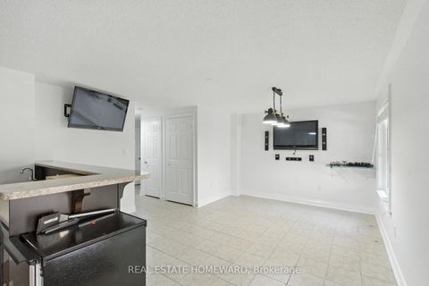 Photo 23 at 4 Isaac Devins Avenue, East Woodbridge, Vaughan