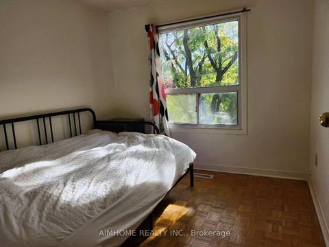 Photo 4 at 6 Thunder Grove, Agincourt North, Toronto