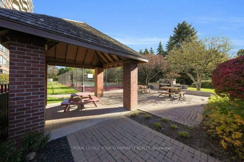 Photo 2 at 1407 - 33 Weldrick Road E, Observatory, Richmond Hill