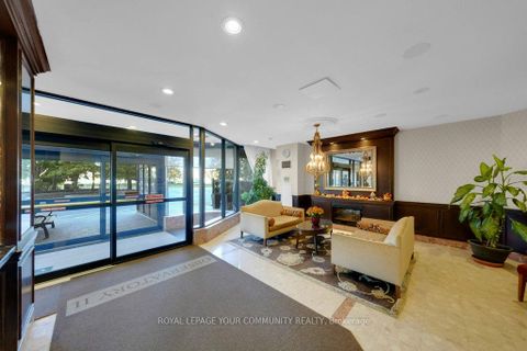 Photo 3 at 1407 - 33 Weldrick Road E, Observatory, Richmond Hill