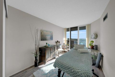 Photo 21 at 1407 - 33 Weldrick Road E, Observatory, Richmond Hill