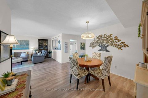 Photo 23 at 1407 - 33 Weldrick Road E, Observatory, Richmond Hill