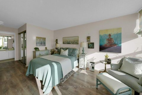 Photo 28 at 1407 - 33 Weldrick Road E, Observatory, Richmond Hill