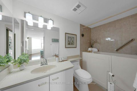 Photo 31 at 1407 - 33 Weldrick Road E, Observatory, Richmond Hill