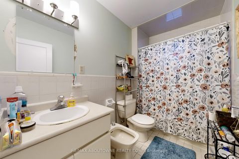 Photo 29 at 515 Ossington Avenue, Little Italy, Toronto