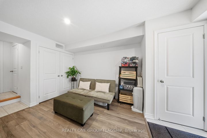 Photo 9 at 2613 Garrison Crossing, Duffin Heights, Pickering