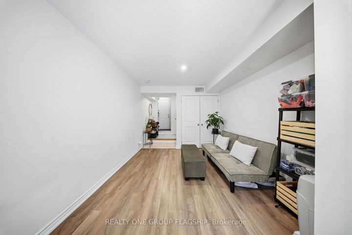 Photo 10 at 2613 Garrison Crossing, Duffin Heights, Pickering