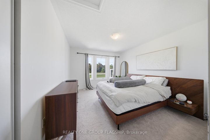 Photo 36 at 2613 Garrison Crossing, Duffin Heights, Pickering