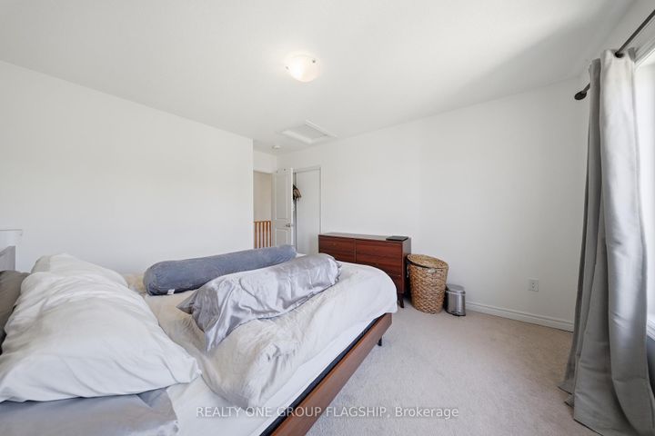 Photo 39 at 2613 Garrison Crossing, Duffin Heights, Pickering