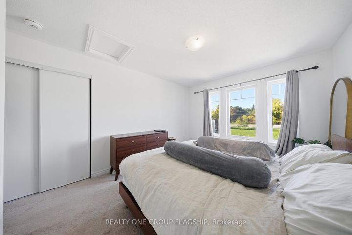 Photo 40 at 2613 Garrison Crossing, Duffin Heights, Pickering