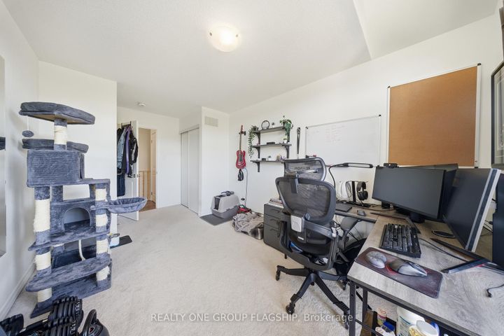 Photo 44 at 2613 Garrison Crossing, Duffin Heights, Pickering