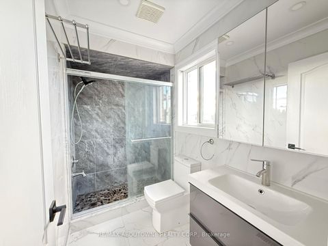 Photo 23 at 44 Craddock Street, Maple, Vaughan