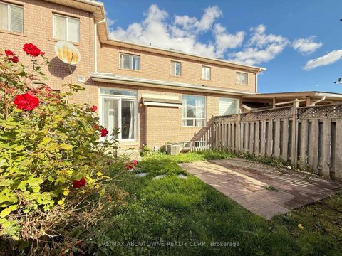 Photo 38 at 44 Craddock Street, Maple, Vaughan