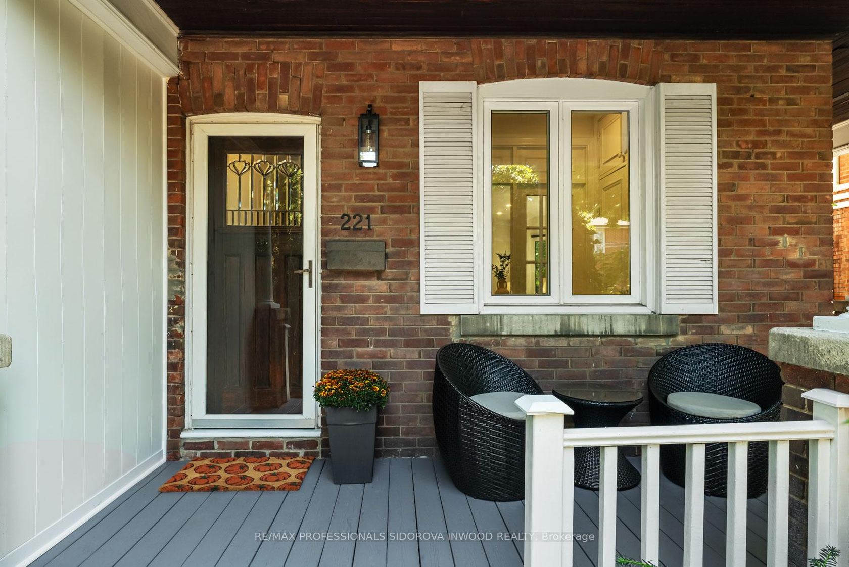 Photo 1 at 221 Windermere Avenue, Swansea, Toronto Photo 1 at 221 Windermere Avenue, Swansea, Toronto
