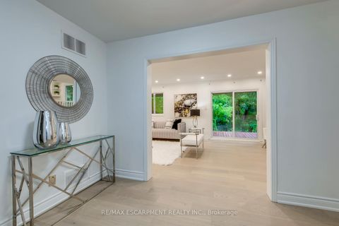 Photo 19 at 170 Cavendish Court, MO Morrison, Oakville