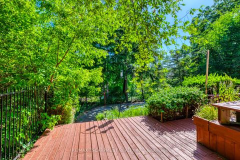 Photo 43 at 170 Cavendish Court, MO Morrison, Oakville