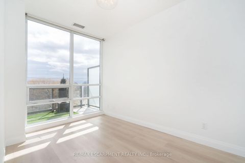 Photo 9 at 303 - 2230 Lake shore Boulevard W, Mimico, Toronto