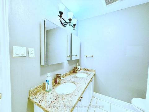 Photo 6 at 272 Conestoga Avenue, Harding, Richmond Hill Photo 6 at 272 Conestoga Avenue, Harding, Richmond Hill