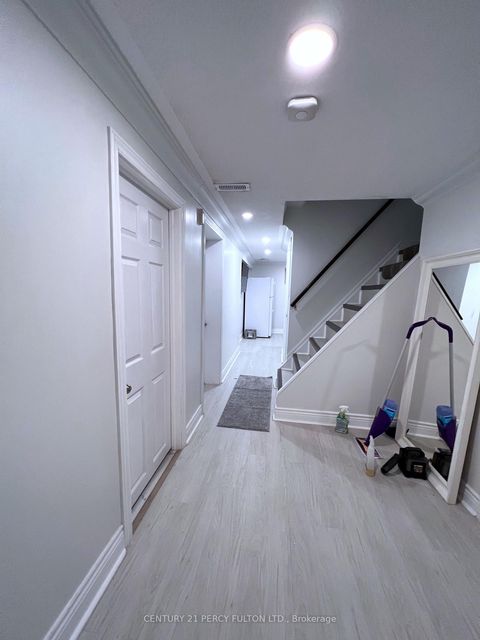 Photo 27 at 272 Conestoga Avenue, Harding, Richmond Hill Photo 27 at 272 Conestoga Avenue, Harding, Richmond Hill