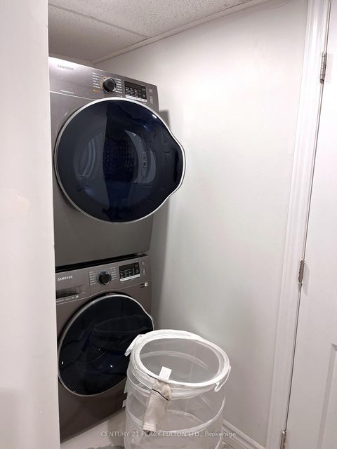 Photo 30 at 272 Conestoga Avenue, Harding, Richmond Hill