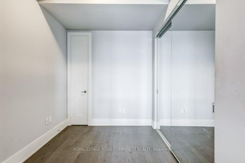 Photo 12 at 2712 - 330 Richmond Street W, Waterfront Communities C1, Toronto