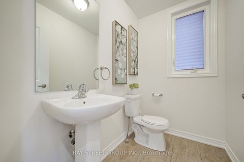 Photo 7 at 87 McCague Avenue, Rural Richmond Hill, Richmond Hill