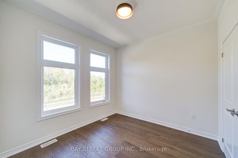 Photo 31 at 87 McCague Avenue, Rural Richmond Hill, Richmond Hill