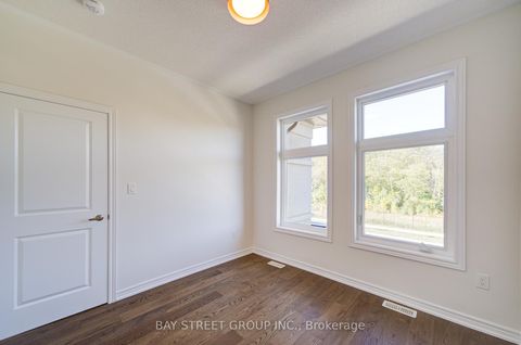 Photo 33 at 87 McCague Avenue, Rural Richmond Hill, Richmond Hill