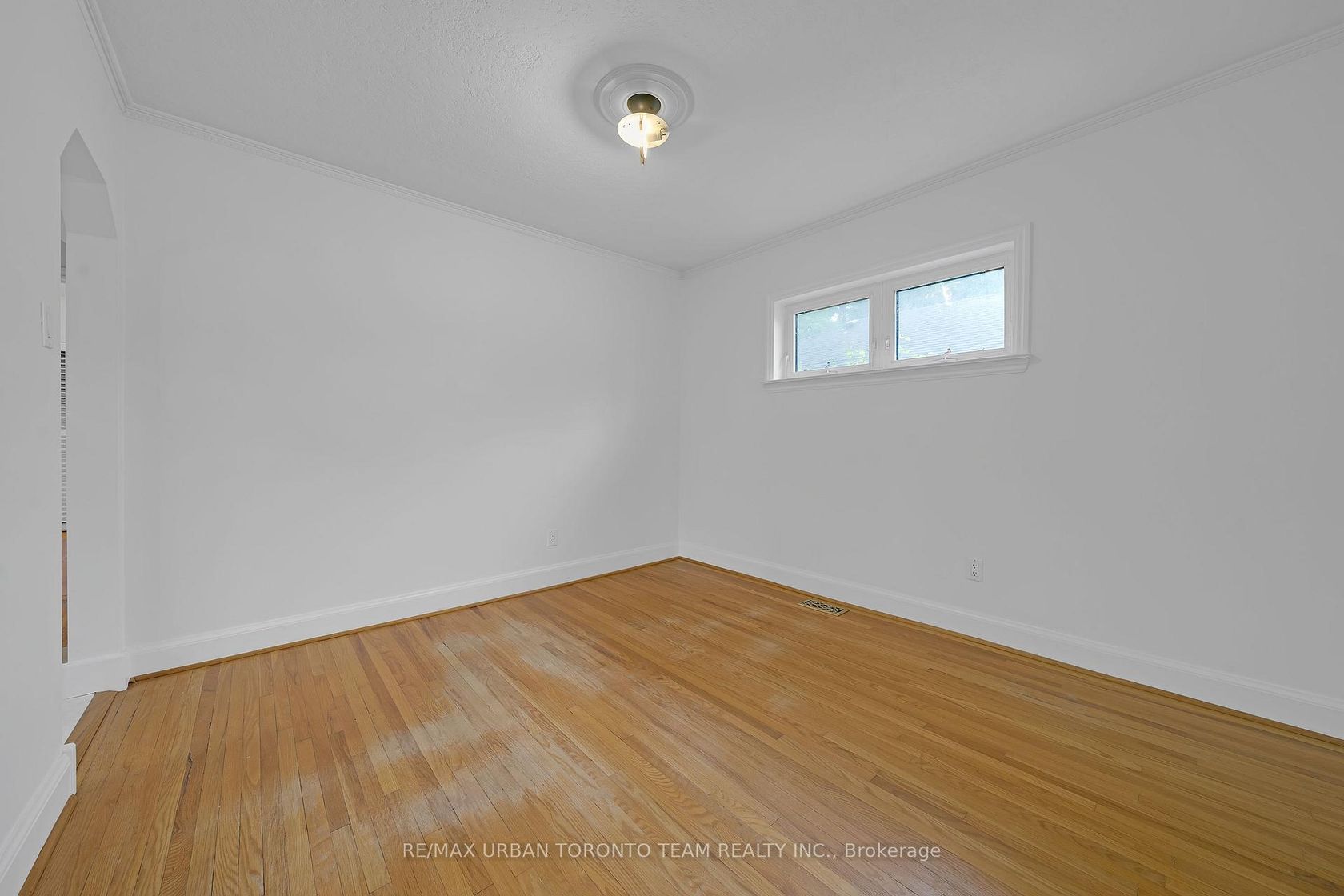 Photo 6 at 25 Westhead Road, Alderwood, Toronto Photo 6 at 25 Westhead Road, Alderwood, Toronto