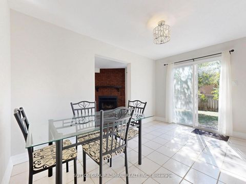 Photo 13 at 280 Bernard Avenue, Devonsleigh, Richmond Hill