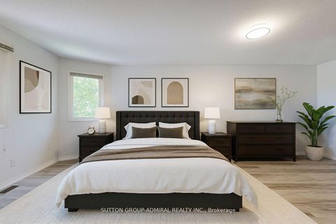 Photo 17 at 280 Bernard Avenue, Devonsleigh, Richmond Hill