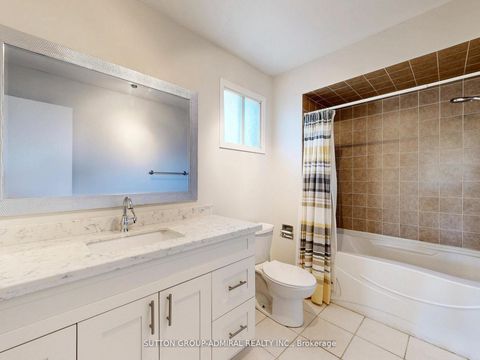 Photo 18 at 280 Bernard Avenue, Devonsleigh, Richmond Hill