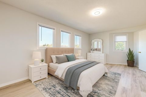 Photo 19 at 280 Bernard Avenue, Devonsleigh, Richmond Hill