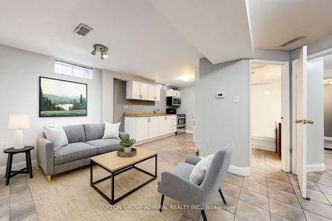 Photo 27 at 280 Bernard Avenue, Devonsleigh, Richmond Hill