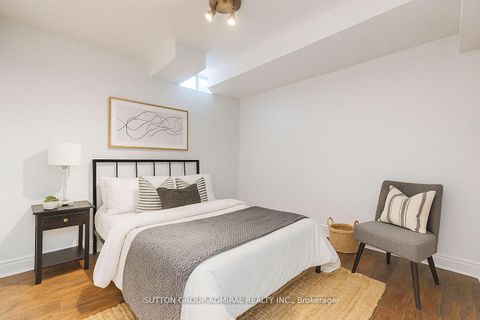 Photo 34 at 280 Bernard Avenue, Devonsleigh, Richmond Hill